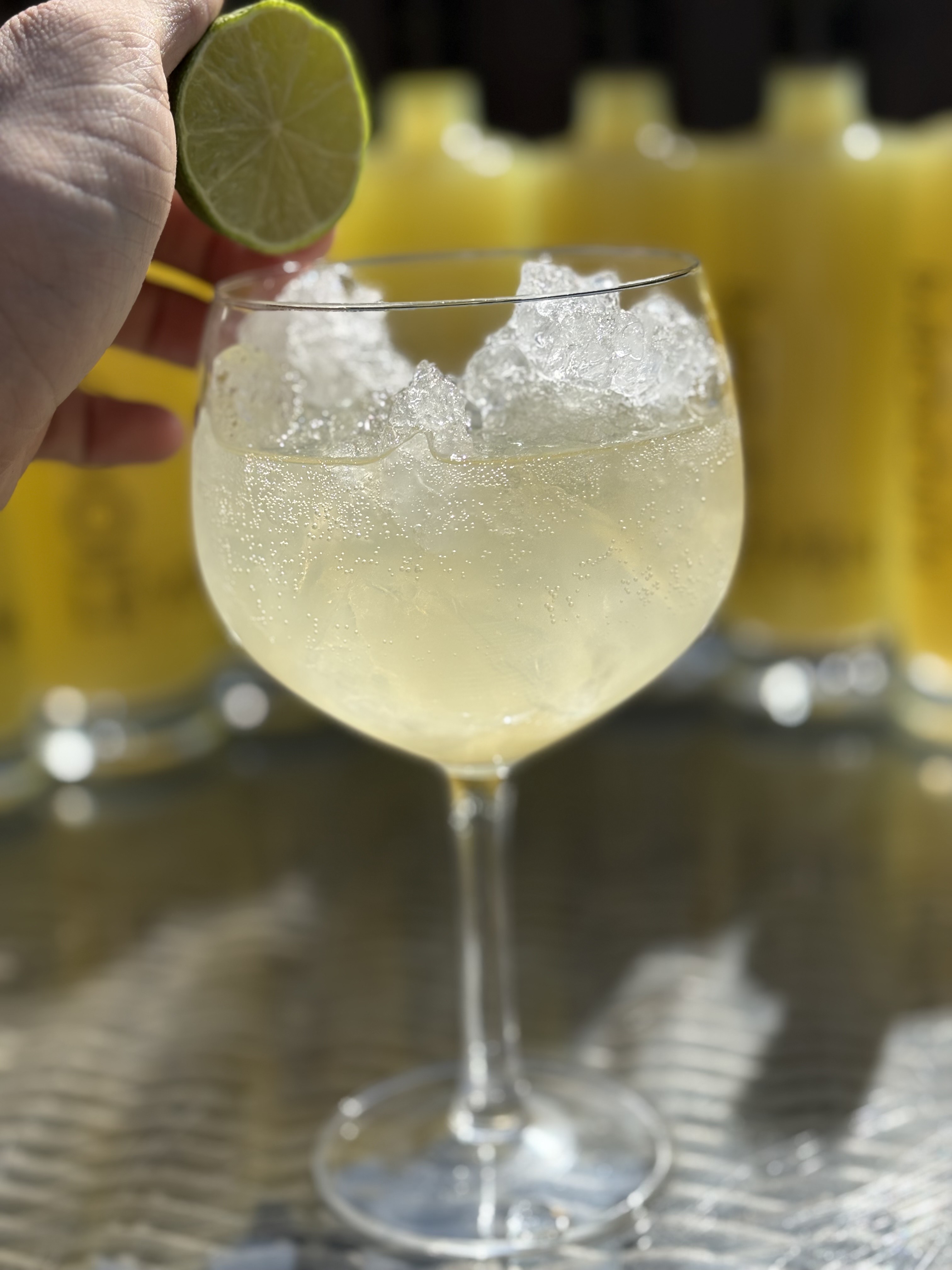 Limoncello spritz limoentje